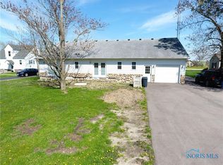 1704 N Genoa Clay Center Rd #R, Genoa, OH 43430