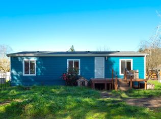 238 Ball Ln, Riddle, OR 97469