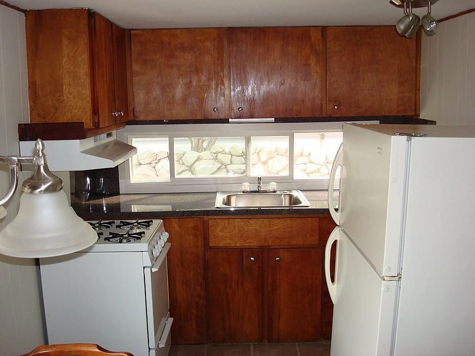 496 Chase Rd, Dartmouth, MA 02747 Zillow