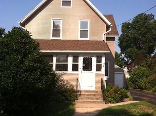 27 Elm St, Ludlow, MA 01056