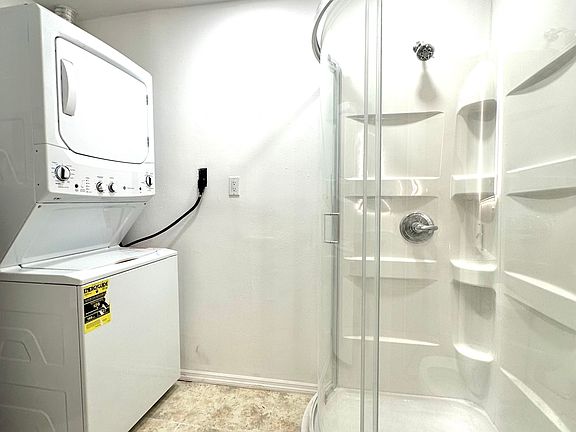 3rd image of 3005 Gulf Blvd #2