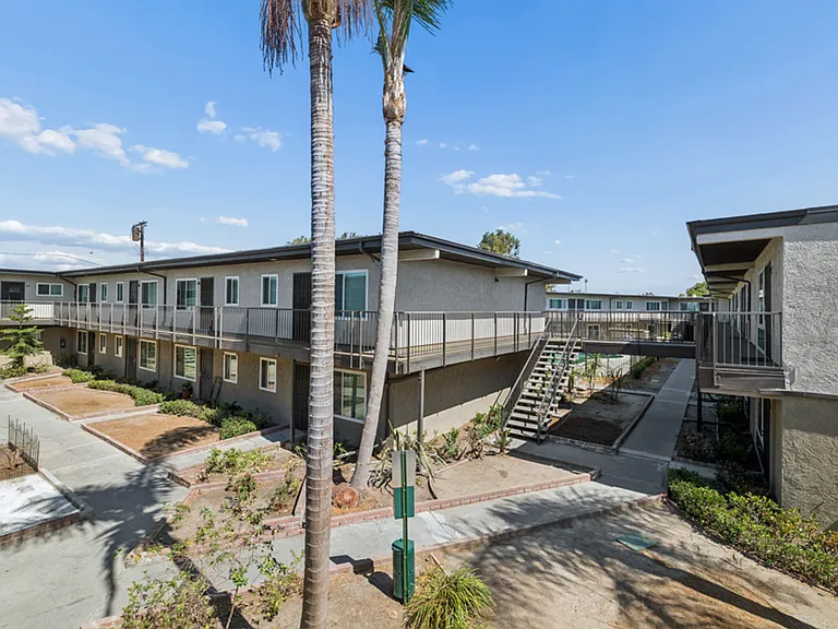 Marine Bay Apartments 3351 Marine Avenue, Gardena, CA 90249 — Photo 23