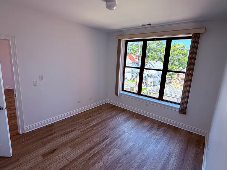 3300 W Irving Park Rd #L3 — Photo 14