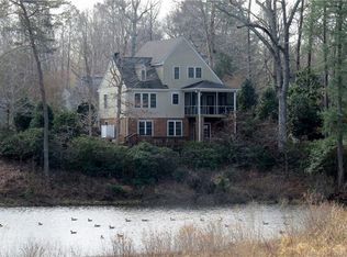 732 Middle Gate, Irvington, VA 22480