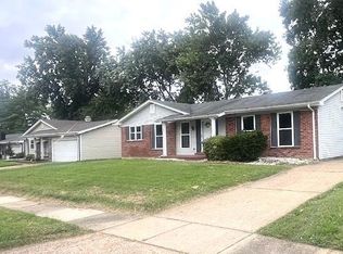 1667 Somerset Shire Dr, Florissant, MO
