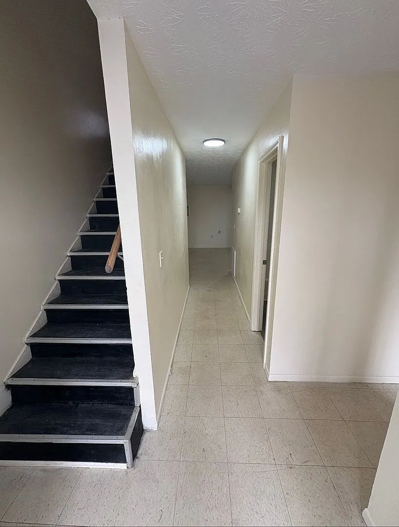 57 Martins Way — Photo 2