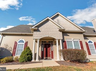 107 Lincoln Dr #233, North Wales, PA 19454