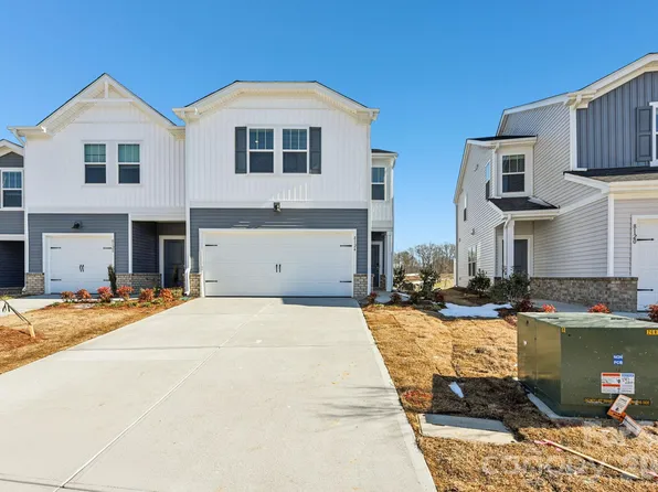 9036 Foggy Brook Loop, Charlotte, NC 28216
