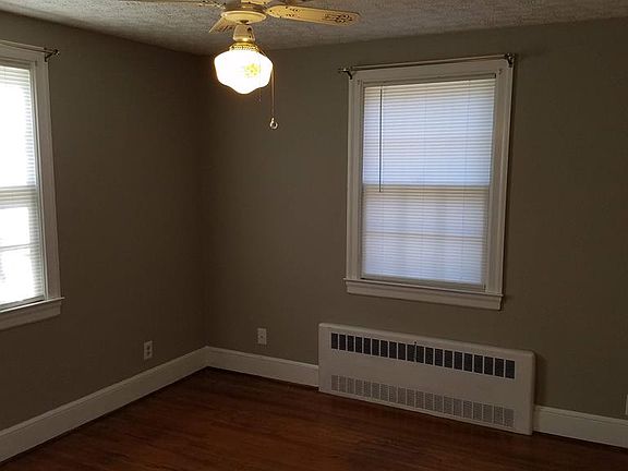 4th image of 841 Hundley St
