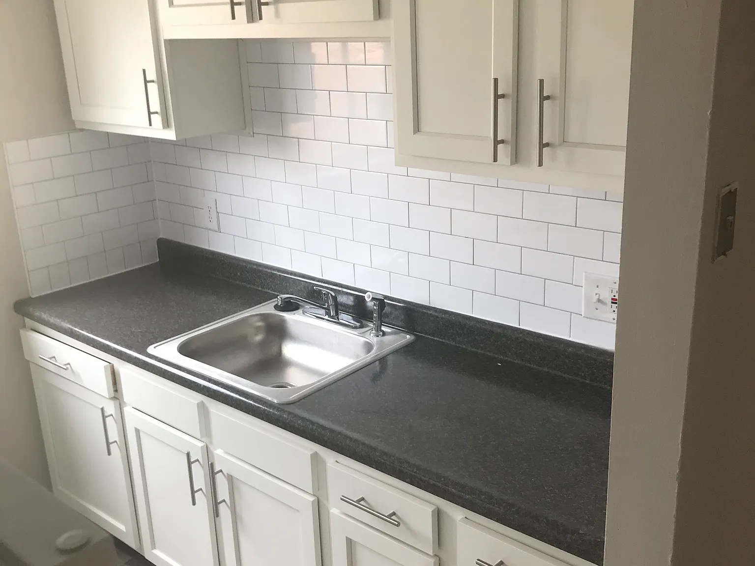 1648 Smith Rd Coming Soon ! ! — Photo 1
