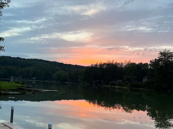 386 Lake Rd, Susquehanna, PA 18847