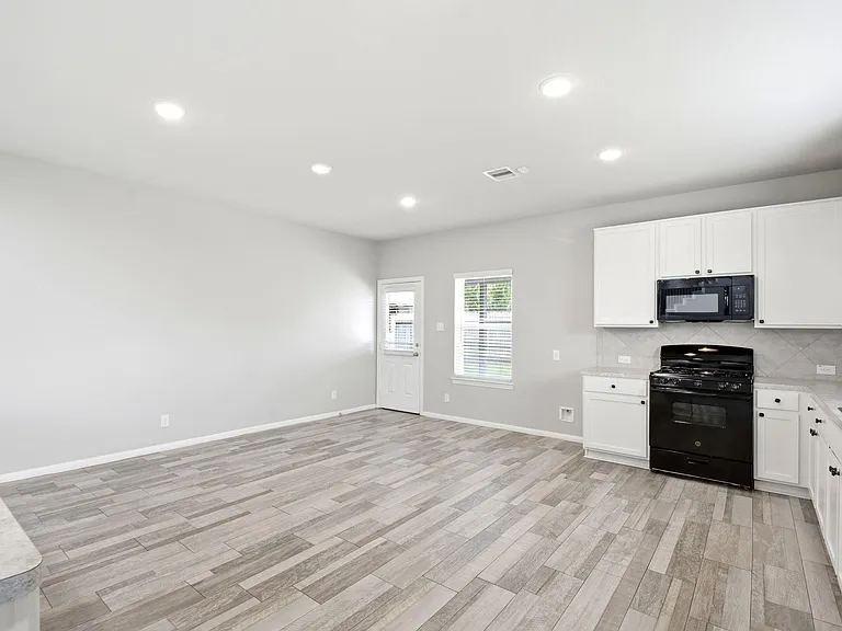 16203 Centennial Light Dr — Photo 12