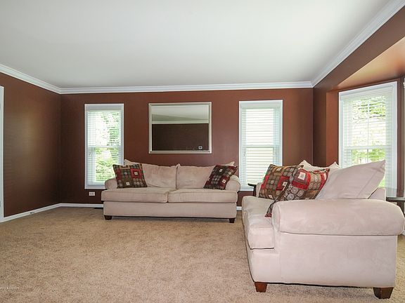 3rd image of 3220 Gateshead Dr