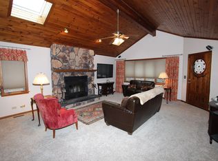 311 Country Club Rd, Lake Zurich, IL 60047