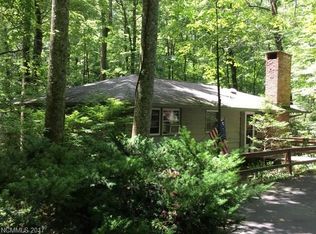 512 Robin Hood Rd, Brevard, NC 28712