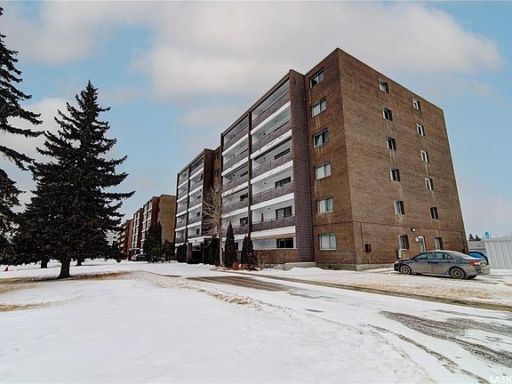 4th image of UNIT 203-4615 Rae STREET