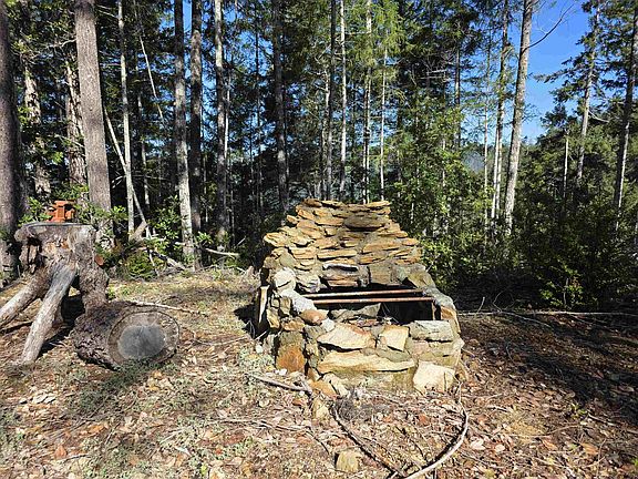 5th image of 0 Fox Ridge Rd