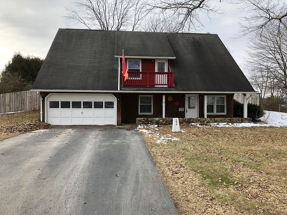1st image of 194 Fairsom Ct