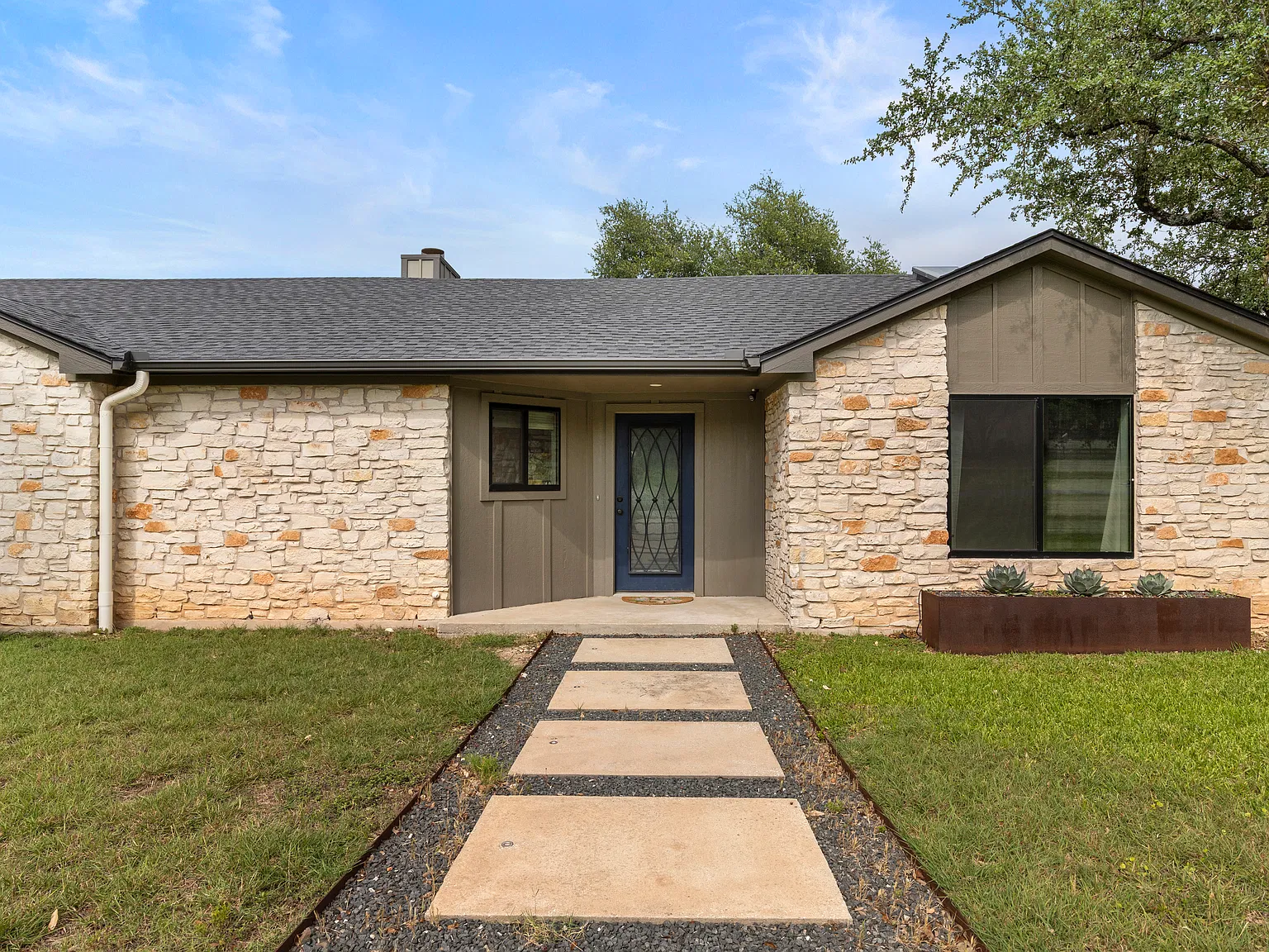 3 bed, 1515 sqft, $2,150 — Photo 1