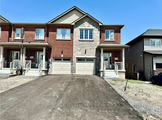 6 Harmony Way, Thorold, ON L2V 0G9
