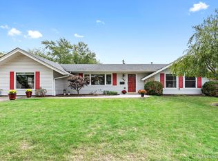 1425 Norwell Ln, Schaumburg, IL 60193