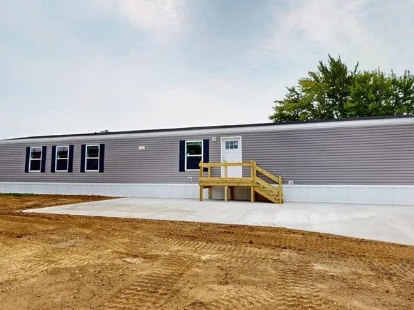 410 E Walton St, Willard, OH 44890