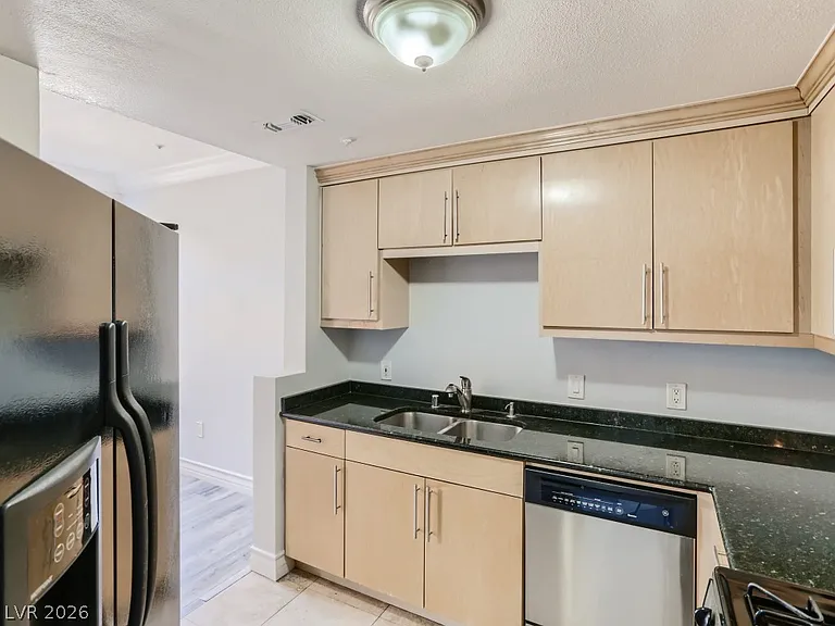260 E Flamingo Rd #220 — Photo 11