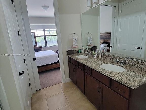 5th image of 4560 Battlecreek Way #4560
