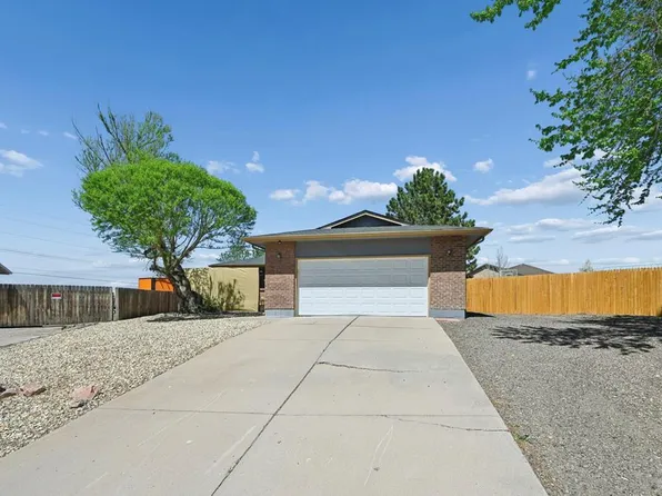 903 Blue Lace Dr, Pueblo, CO 81001