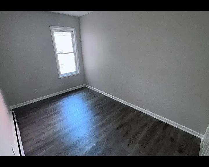 17 Earl St #2L — Photo 6