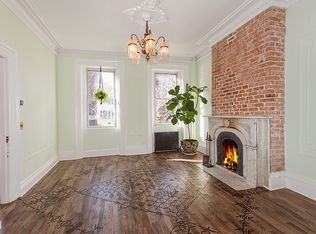 119 Vanderbilt Ave, Brooklyn, NY 11205