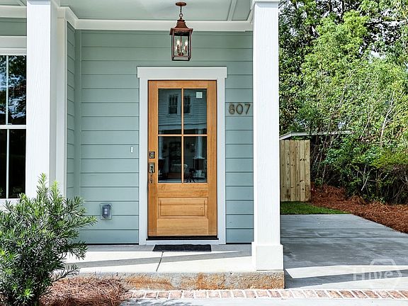 4th image of 807 E 36th Street