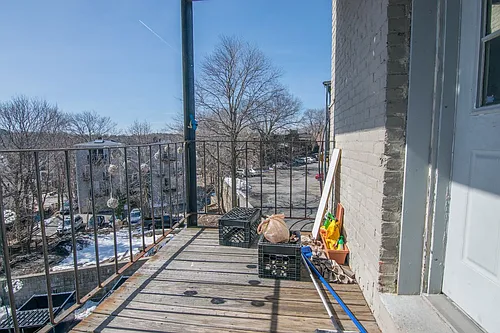 33 Egremont Rd #3 Photo 1