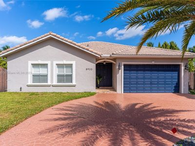 8933 NW 167th St, Miami Lakes, FL, 33018
