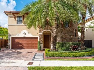 8780 NW 98th Ct, Doral, FL 33178