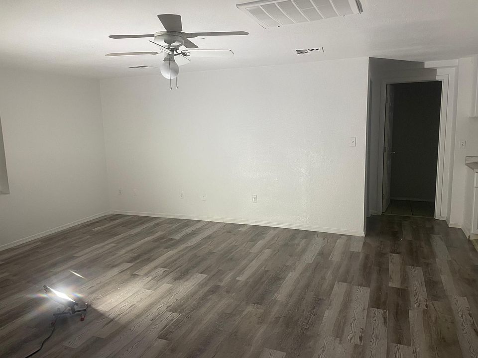 2nd image of 523 W 12th St APT 3