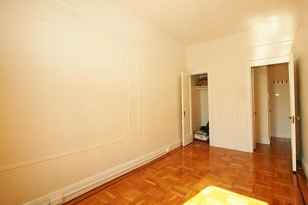 Rented by Corcoran | media 27