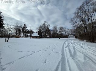 47420 W Ann Arbor Trl, Plymouth, MI 48170