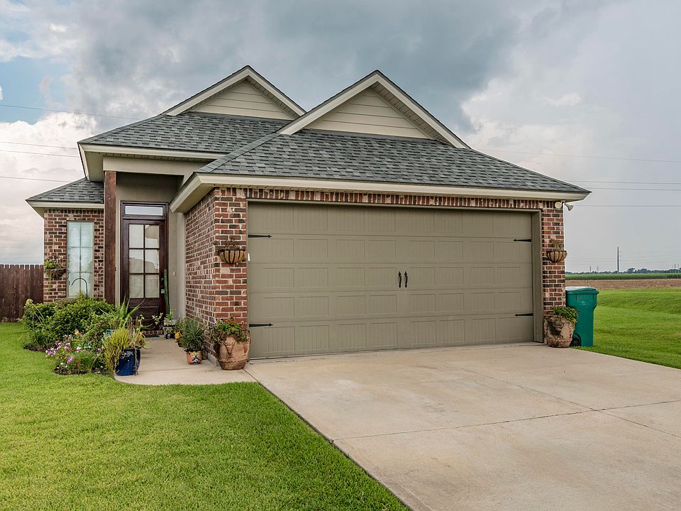 1st image of 513 Rolling Mill Ln