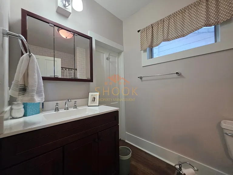 650 Romig St — Photo 13
