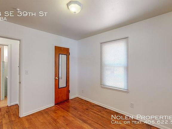5th image of 4413 SE 39th St