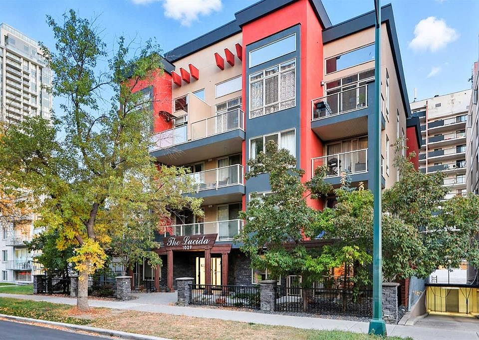 1st image of 1029 N 15th Ave SW #103