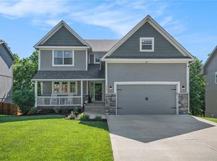 5021 NW Timberline Dr, Riverside, MO 64150