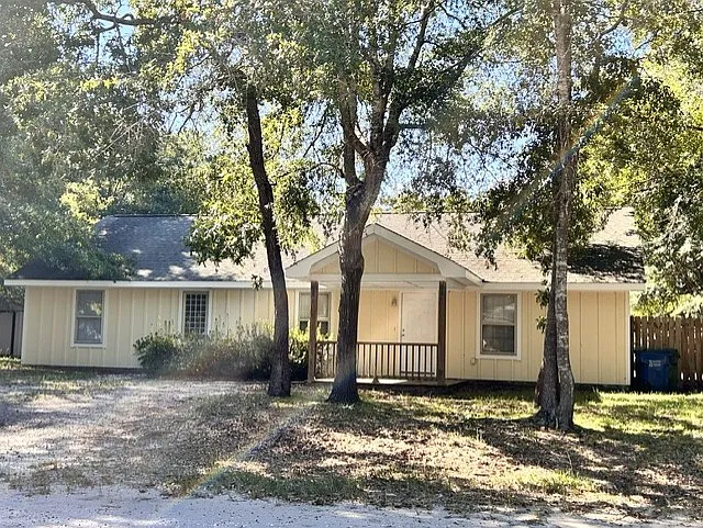 5746 Camellia Ln