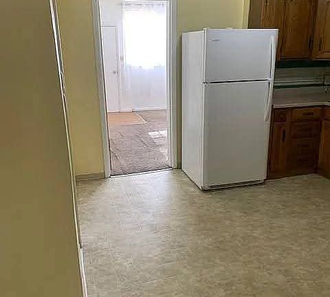 5th image of 736 W Corona Ave #1