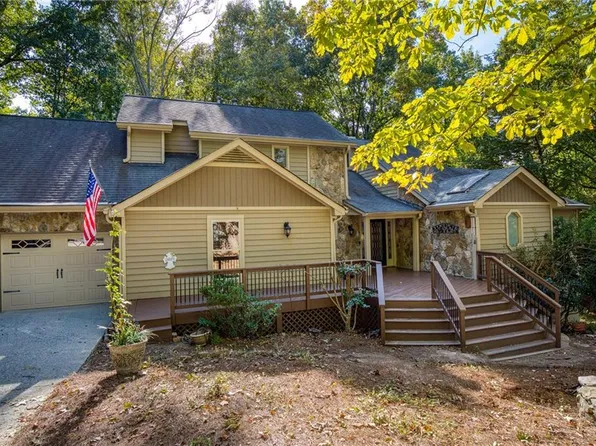 320 N Peak Dr, Johns Creek, GA 30022
