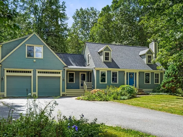 23 Plainfield Rd, Pepperell, MA 01463
