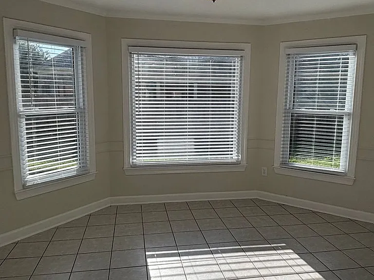 990 Eagle Ridge Cv — Photo 24