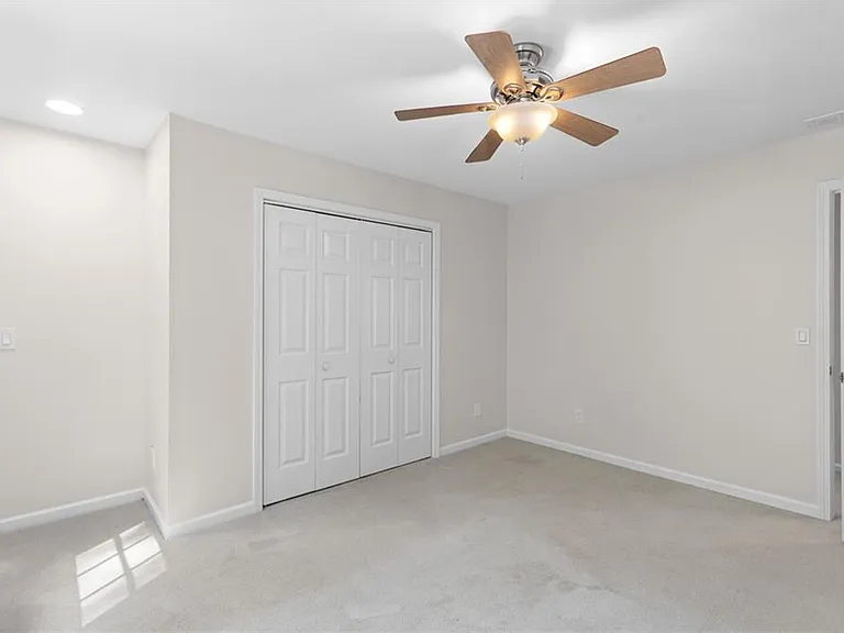 2560 Hamptons Run — Photo 37