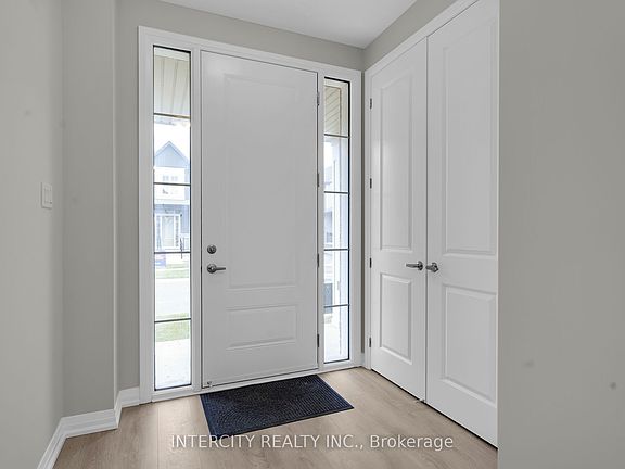 3rd image of 72 Brown St